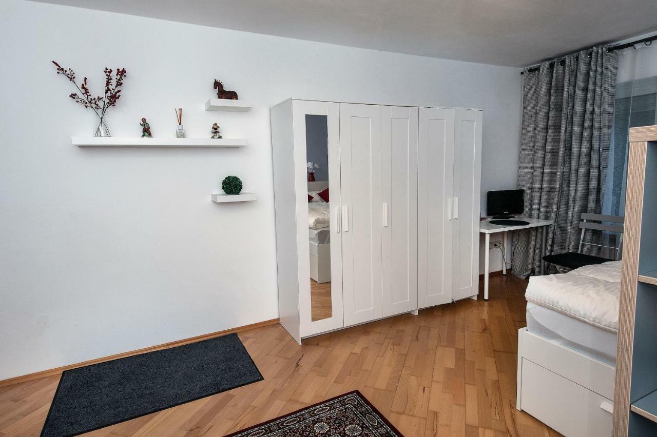 Lovely Studio In Аугсбург Екстериор снимка